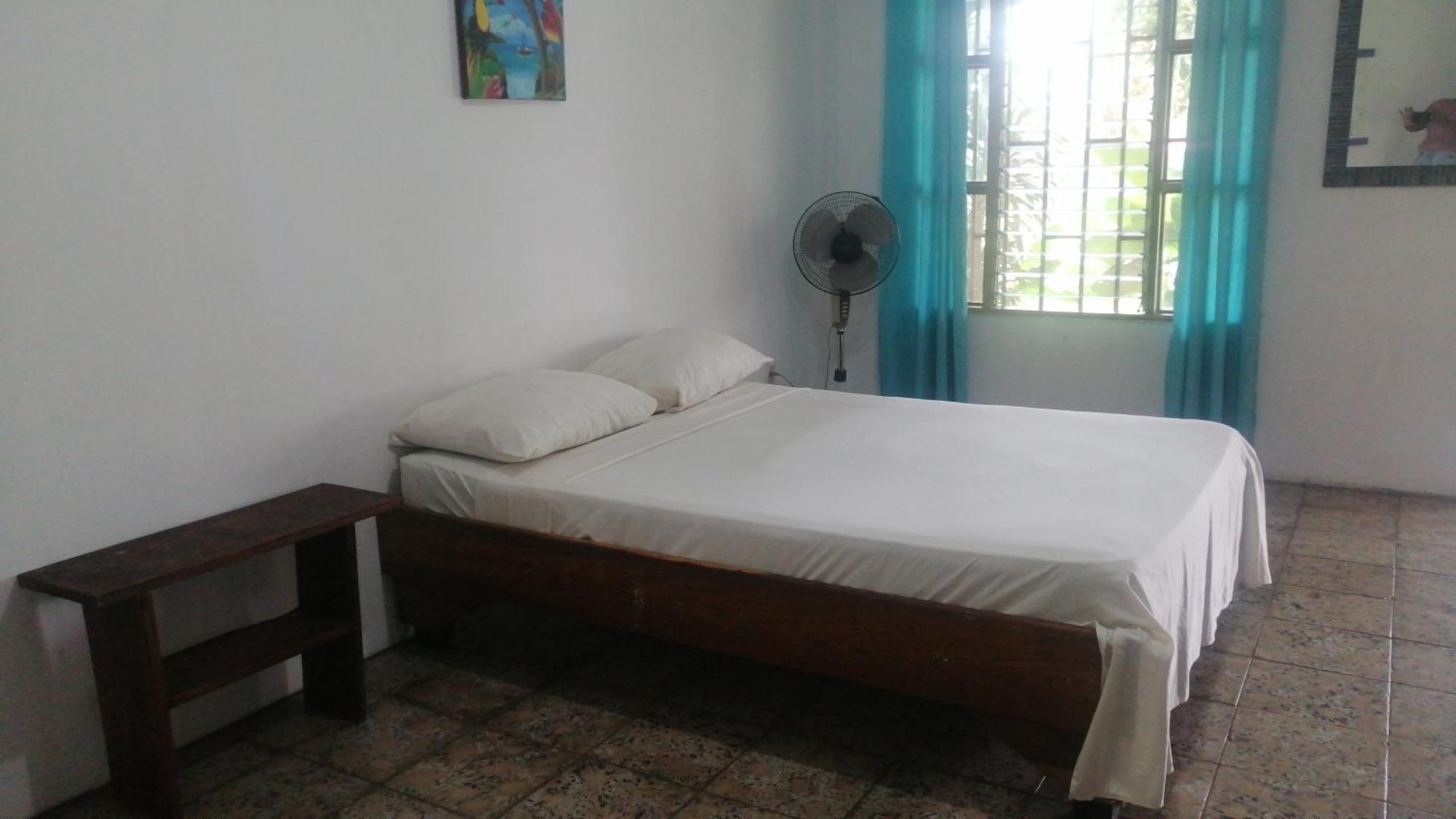 Rooms Palmeras Cahuita Extérieur photo